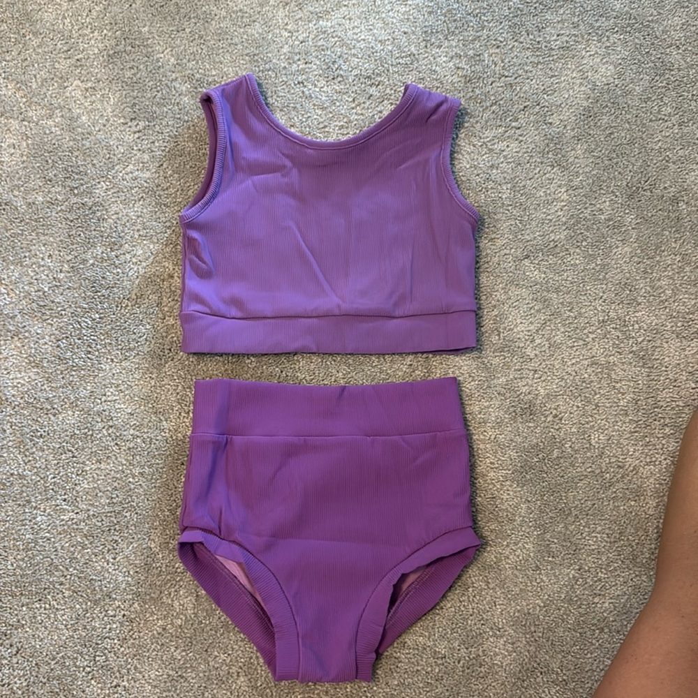 Evies Studio dance set. Child XL